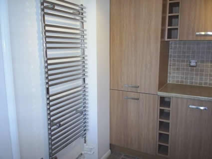 Lovell Kitchen Intstallation by Bathtimes Fleet
