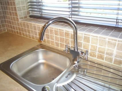 Lovell Kitchen Intstallation by Bathtimes Fleet