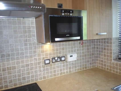 Lovell Kitchen Intstallation by Bathtimes Fleet